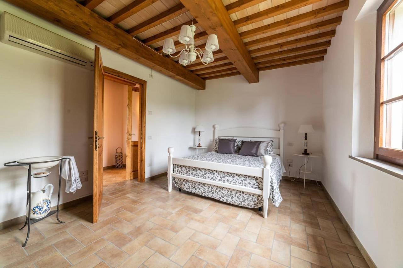 Il Mandorlo Nella Campagna Di Certaldo Aia Murata Exterior foto